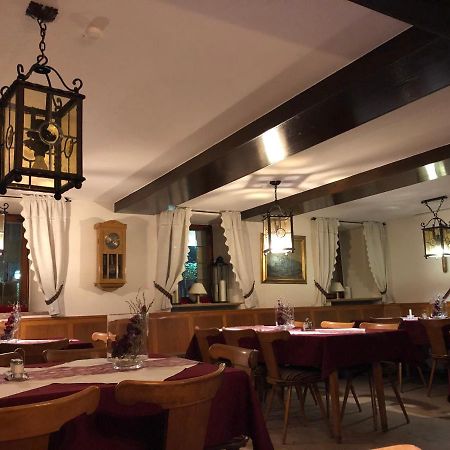 Gasthof Adler Schillingsfuerst Екстер'єр фото