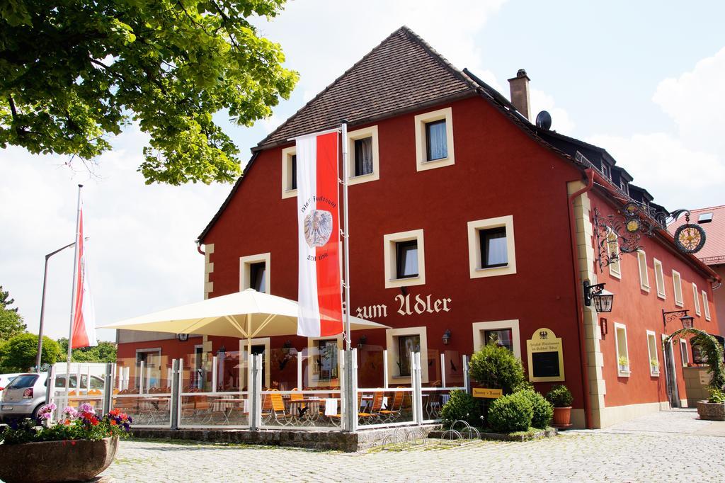 Gasthof Adler Schillingsfuerst Екстер'єр фото
