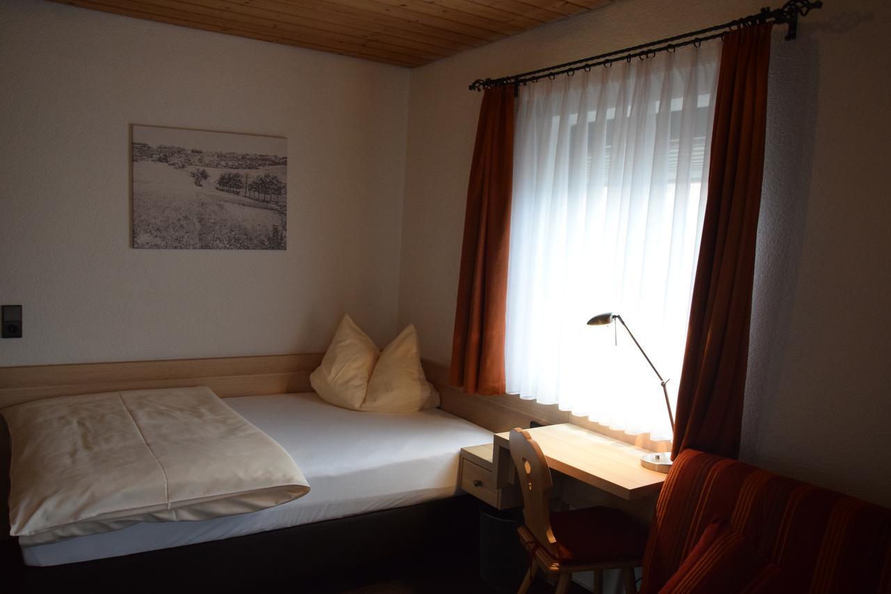 Gasthof Adler Schillingsfuerst Екстер'єр фото