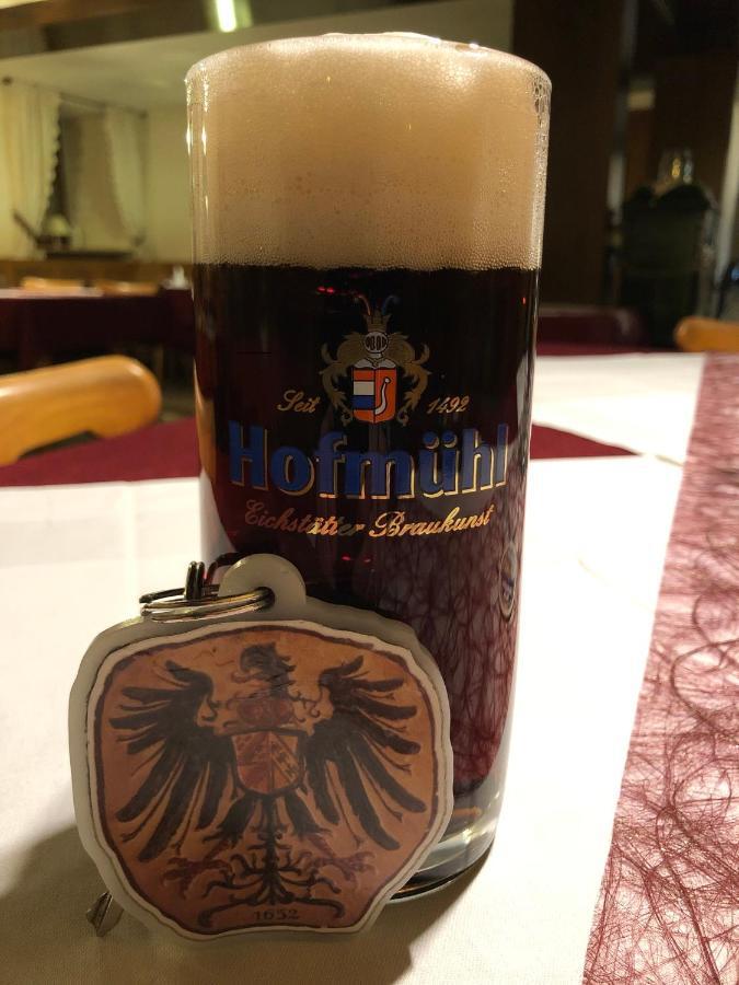 Gasthof Adler Schillingsfuerst Екстер'єр фото